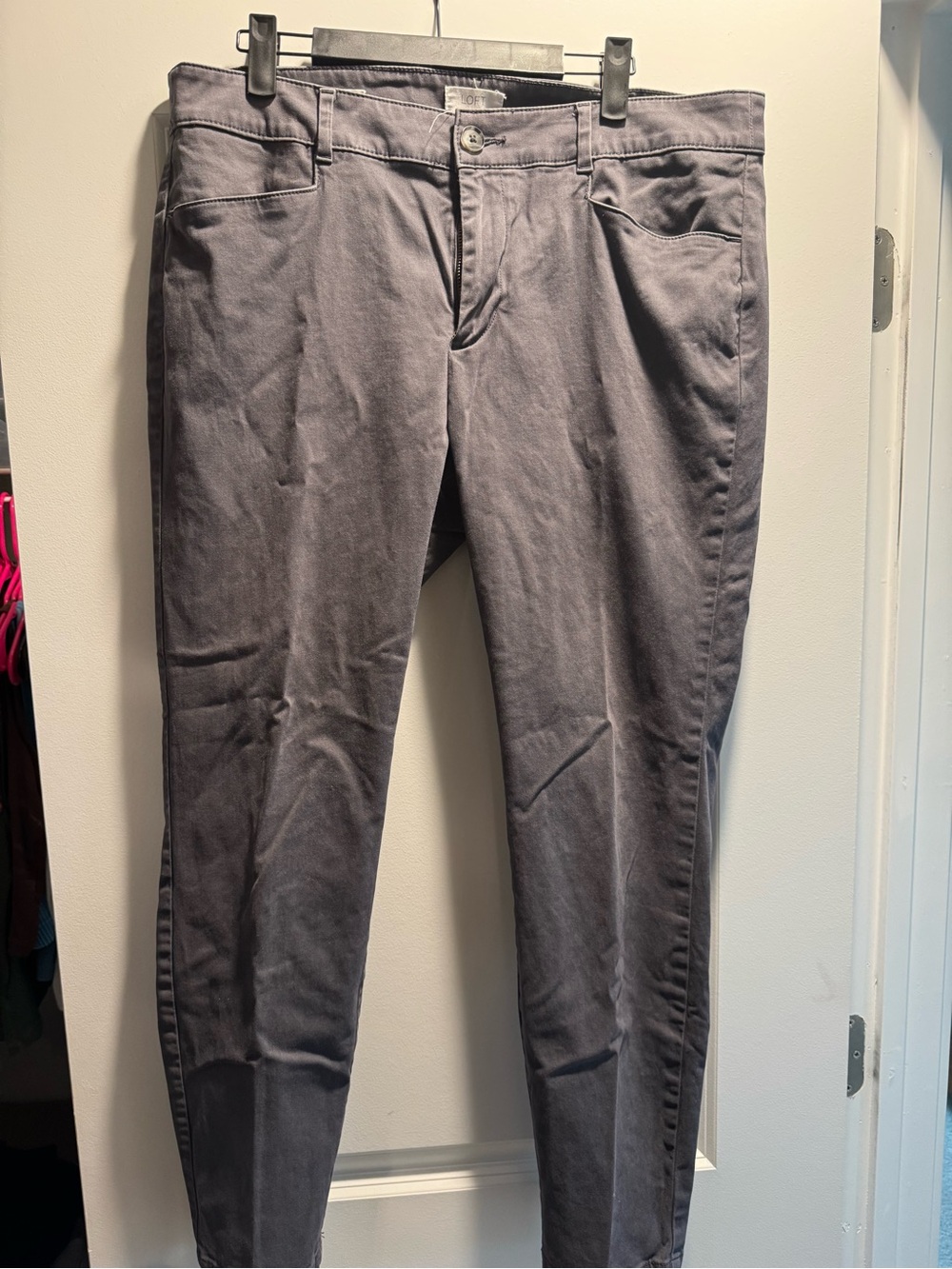 LOFT Skinny Jeans in Slate Gray